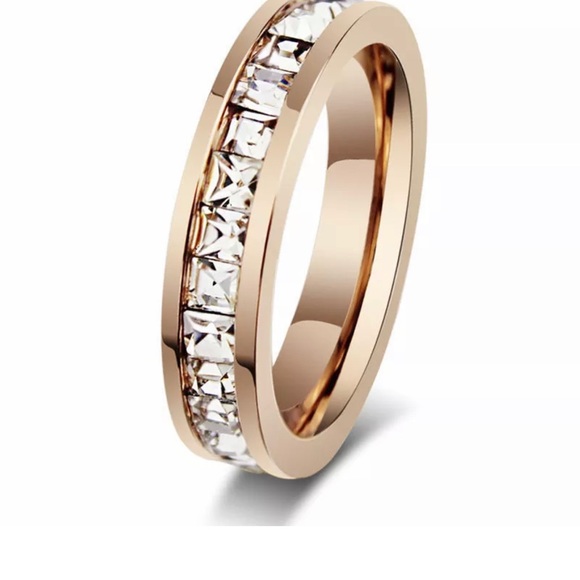 Jewelry - Beautiful CZ Steel Titanium Gold Band. Size 6